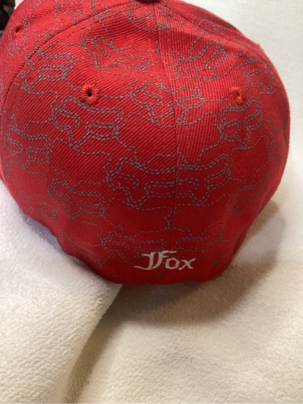 Fox Racing Red Snapback Hat with Silver Logo Size 7.5 - Picture 4 of 7
